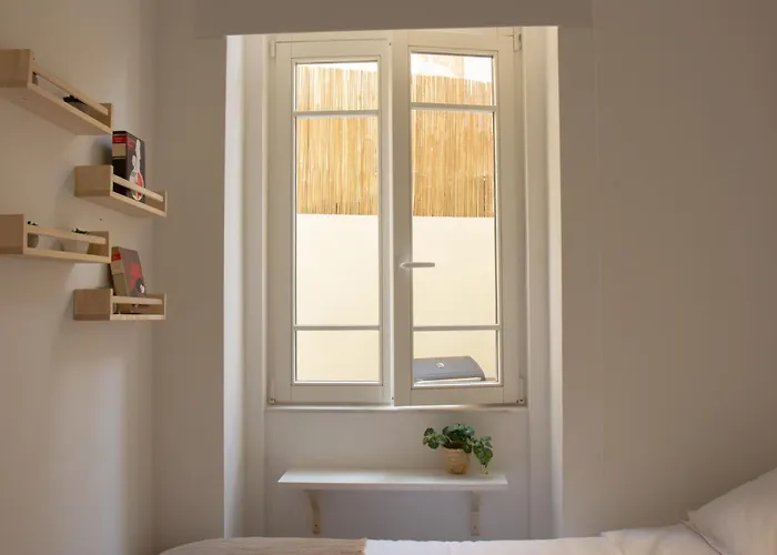 شقة Peaceful & Spacious 2br W Private Patio & Bbq بورتو