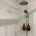 Peaceful & Spacious 2br W Private Patio & Bbq *