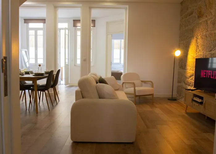 Apartment Peaceful & Spacious 2br W Private Patio & Bbq Porto