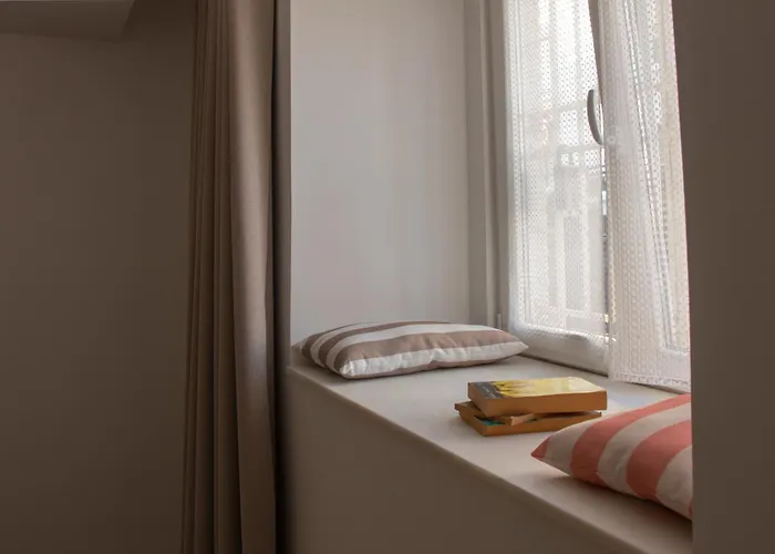 아파트 Peaceful & Spacious 2br W Private Patio & Bbq *